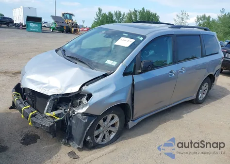 2018 Toyota Sienna Se 8 Passenger from USA, damaged, VIN 5TDXZ3DC3JS938129